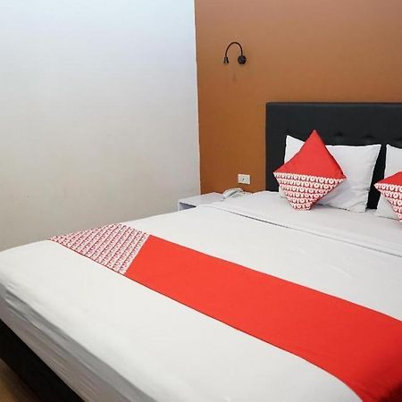 Ren'Z Hotel Bangka Island  Esterno foto