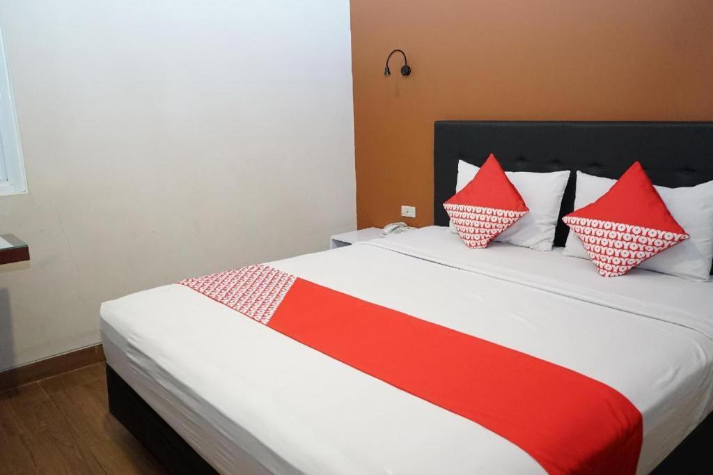 Ren'Z Hotel Bangka Island  Esterno foto